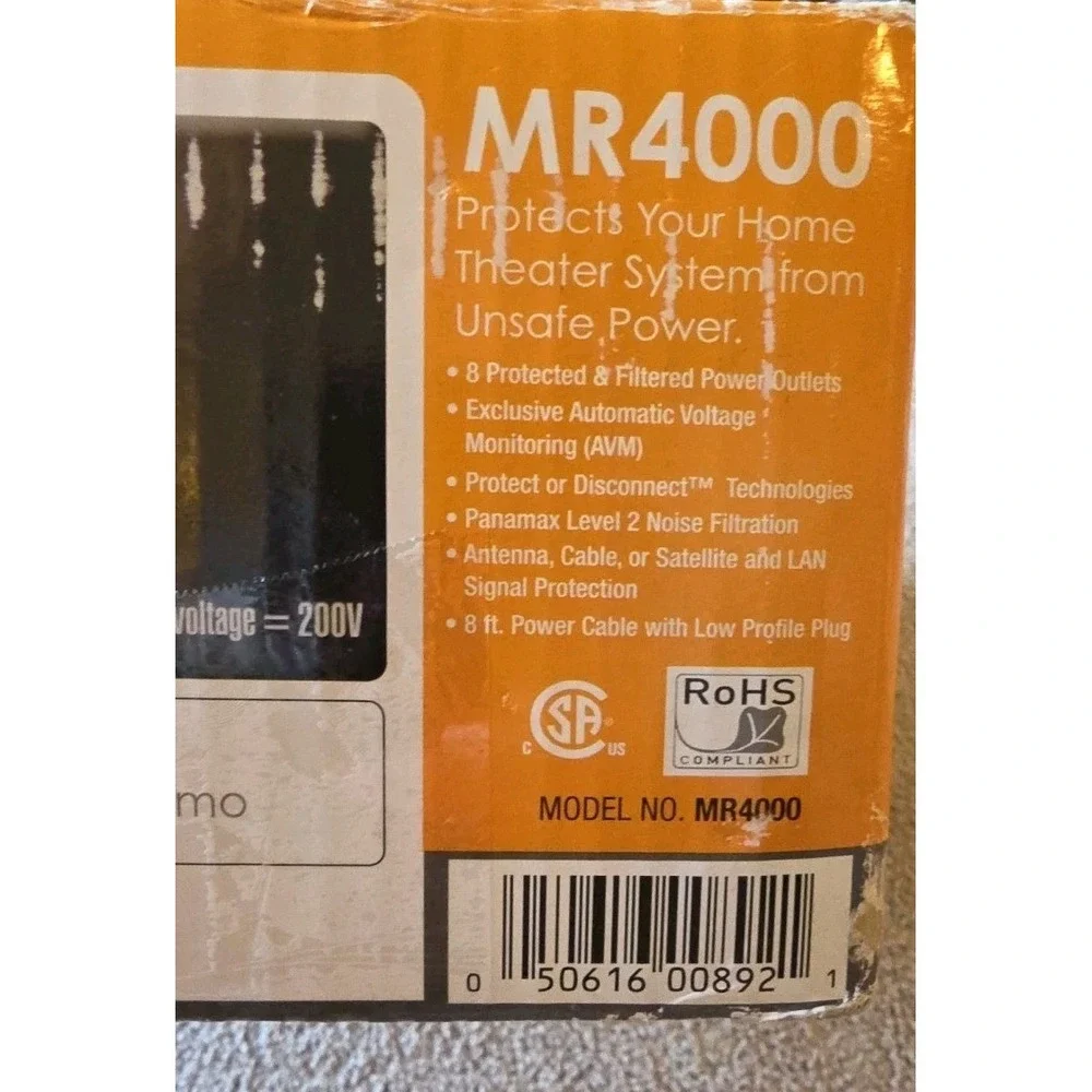Panamax MR4000 Home Theater Power Management NIB
